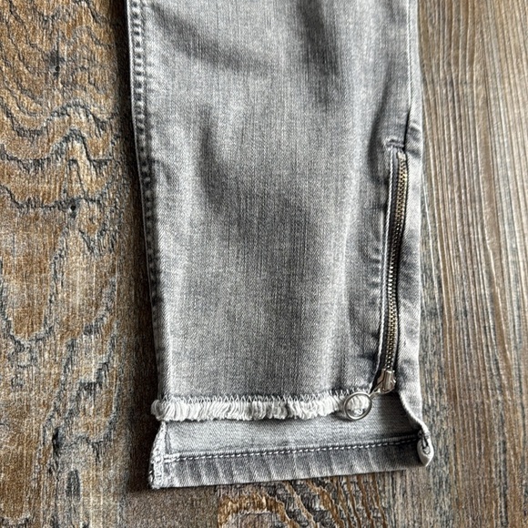 MAC | Rich Jeans - Picture 4 of 8